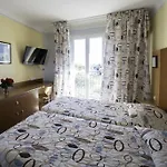 Hotel Albergo Hotel 2*