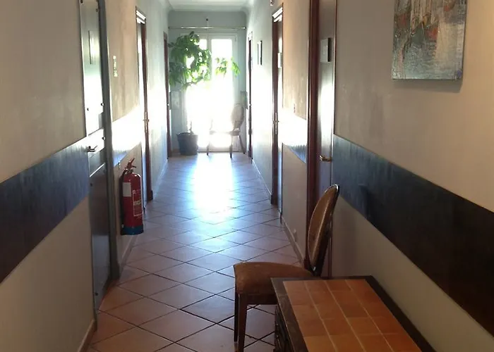 Albergo Hotel فندق سا لُرون دو فار