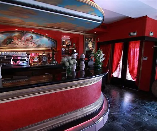 فندق Albergo Hotel 2*