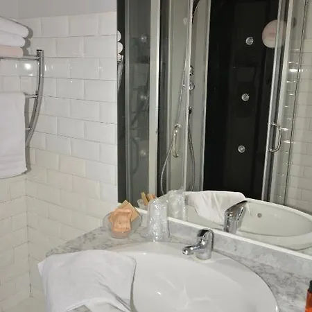 Albergo Hotel Otel 2*