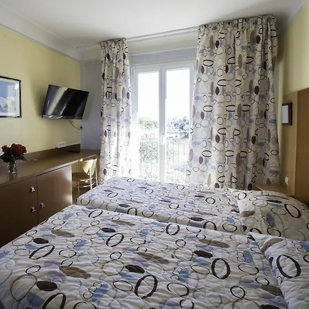 Otel Albergo Hotel 2*